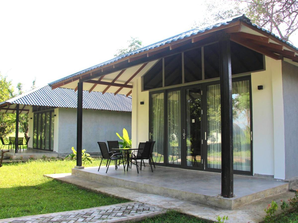 Nivadoo Resort Сигирия Екстериор снимка The hotel's rooms