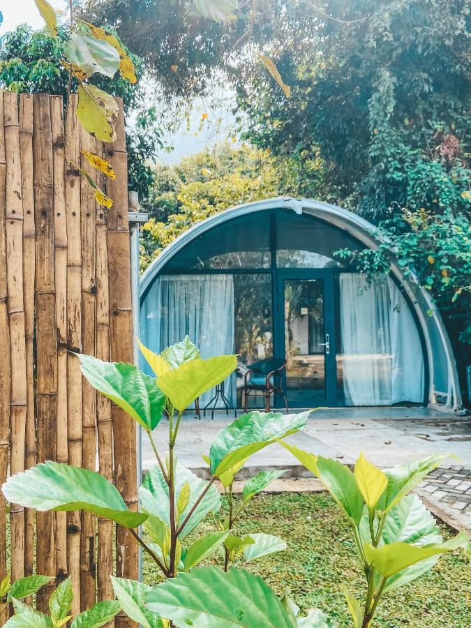 Nivadoo Resort Сигирия Екстериор снимка A prefab home in Vietnam